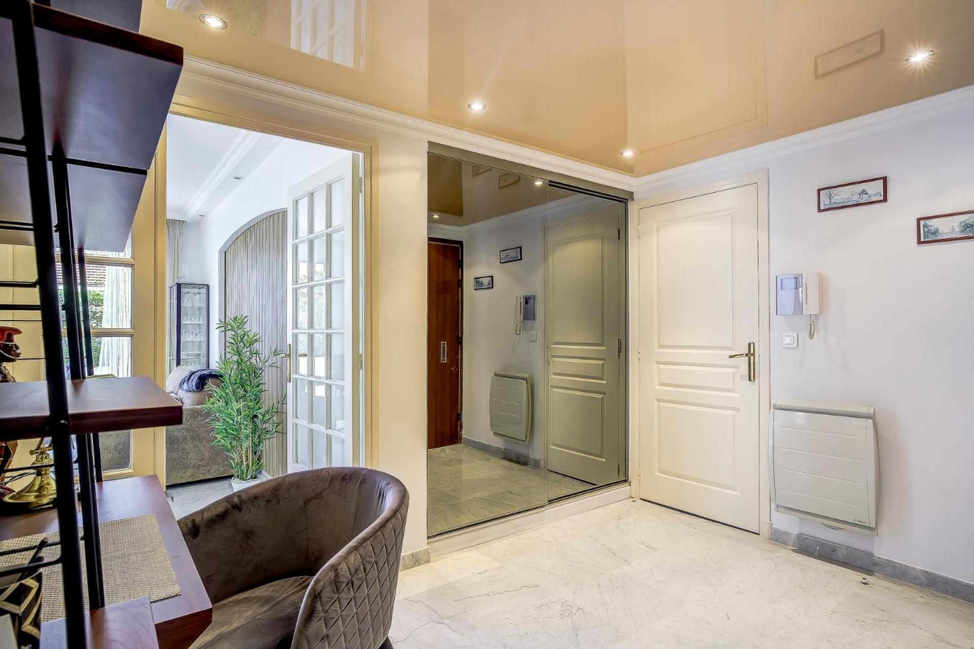 Appartement Le Cap St-charles - Spacieux Dernier Etage - Terrasses - Climatisation - Parking *