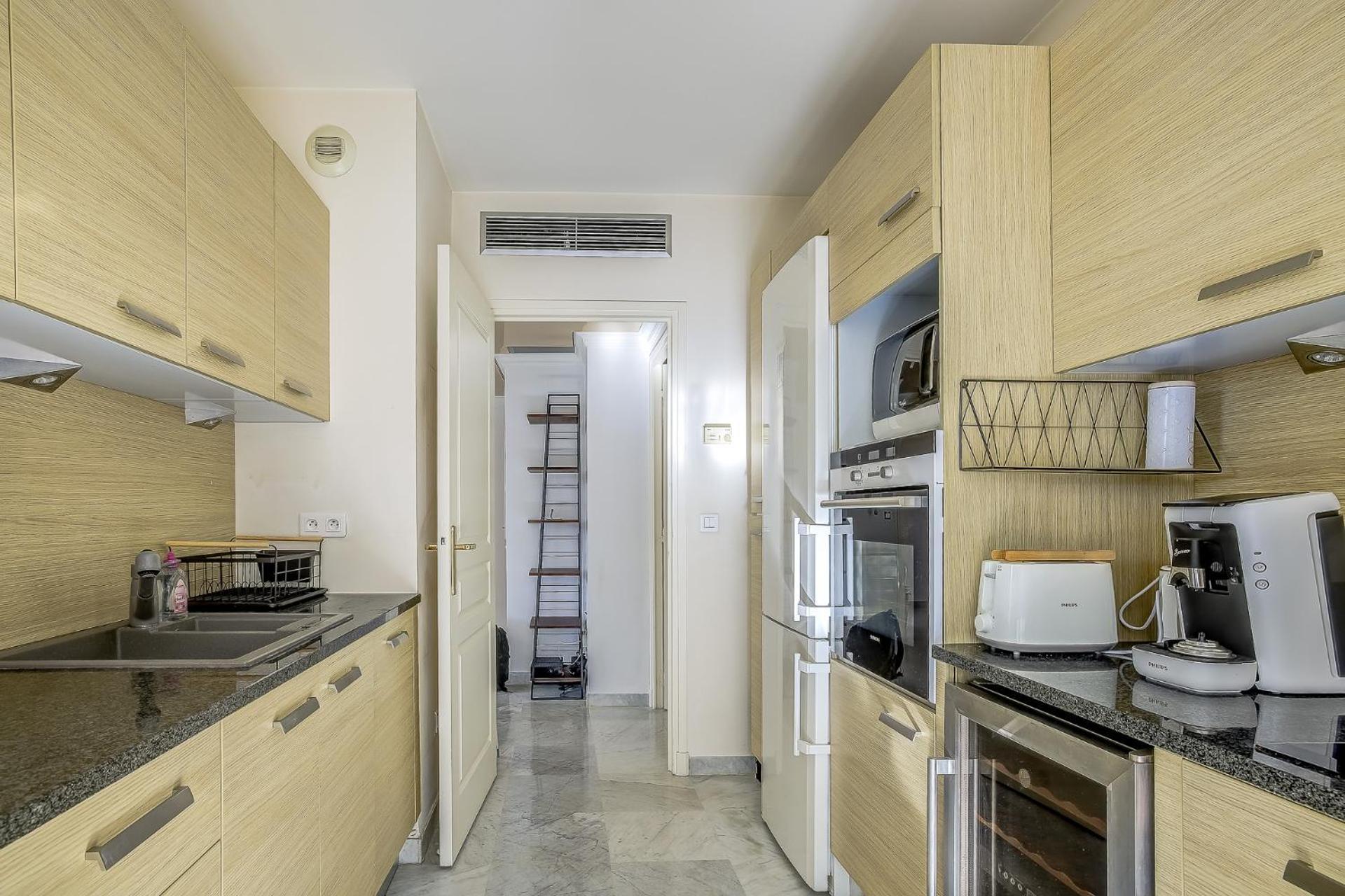 Le Cap St-charles - Spacieux Dernier Etage - Terrasses - Climatisation - Parking Appartement *