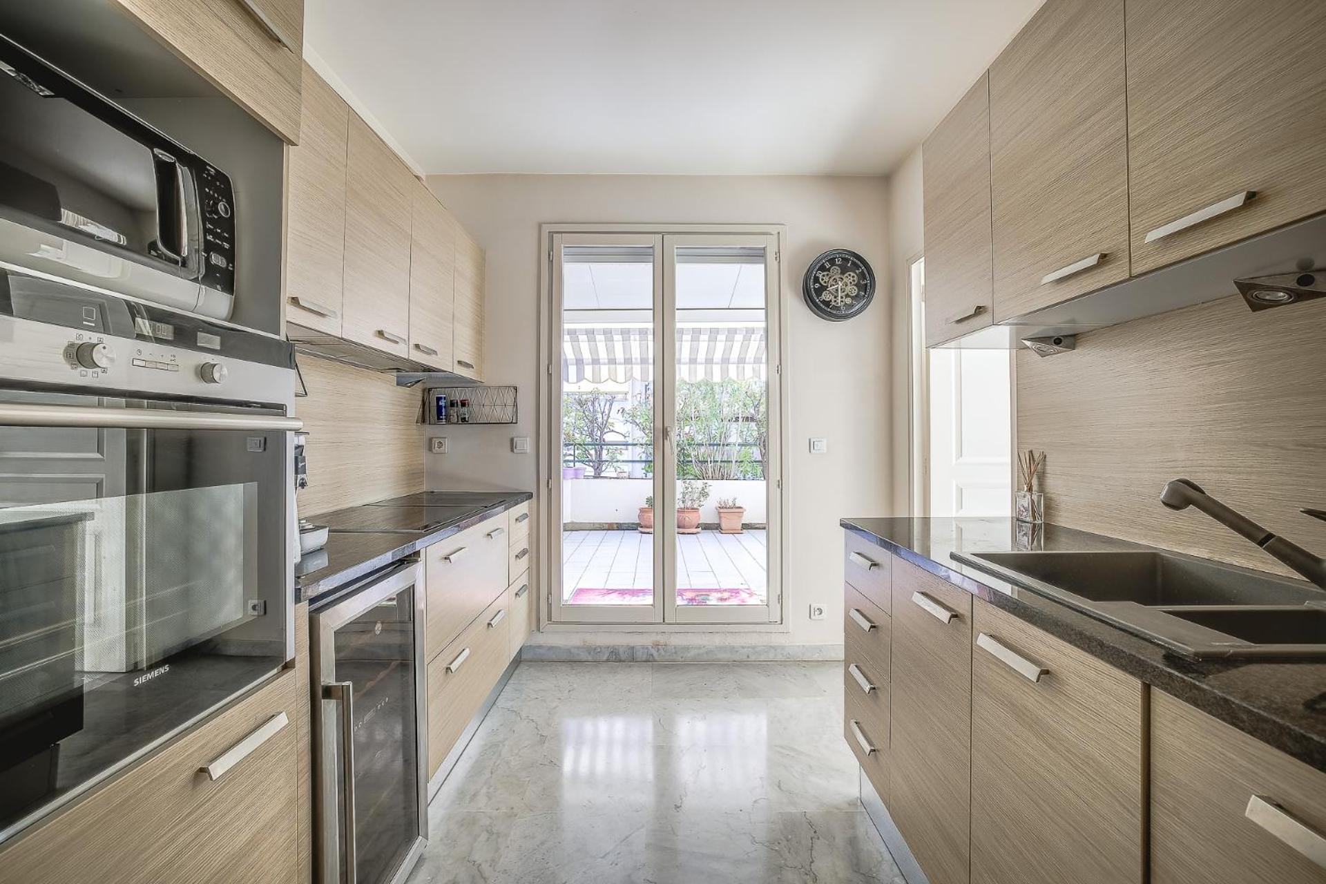 Le Cap St-charles - Spacieux Dernier Etage - Terrasses - Climatisation - Parking Appartement