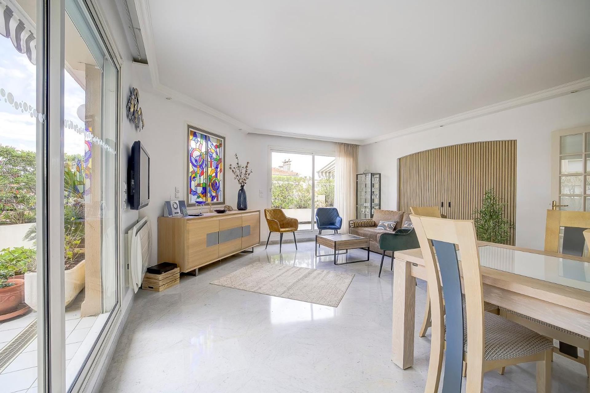 Apartment Le Cap St-charles - Spacieux Dernier Etage - Terrasses - Climatisation - Parking Juan-les-Pins